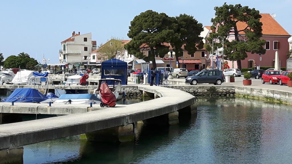 Apartments Davor Biograd Na Moru Exterior foto