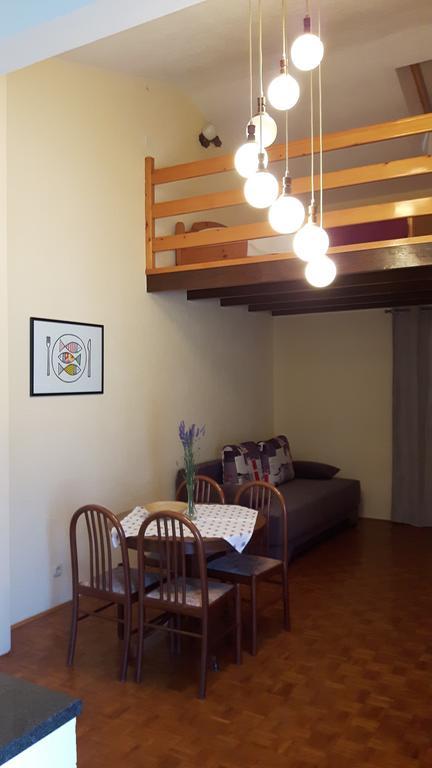 Apartments Davor Biograd Na Moru Exterior foto