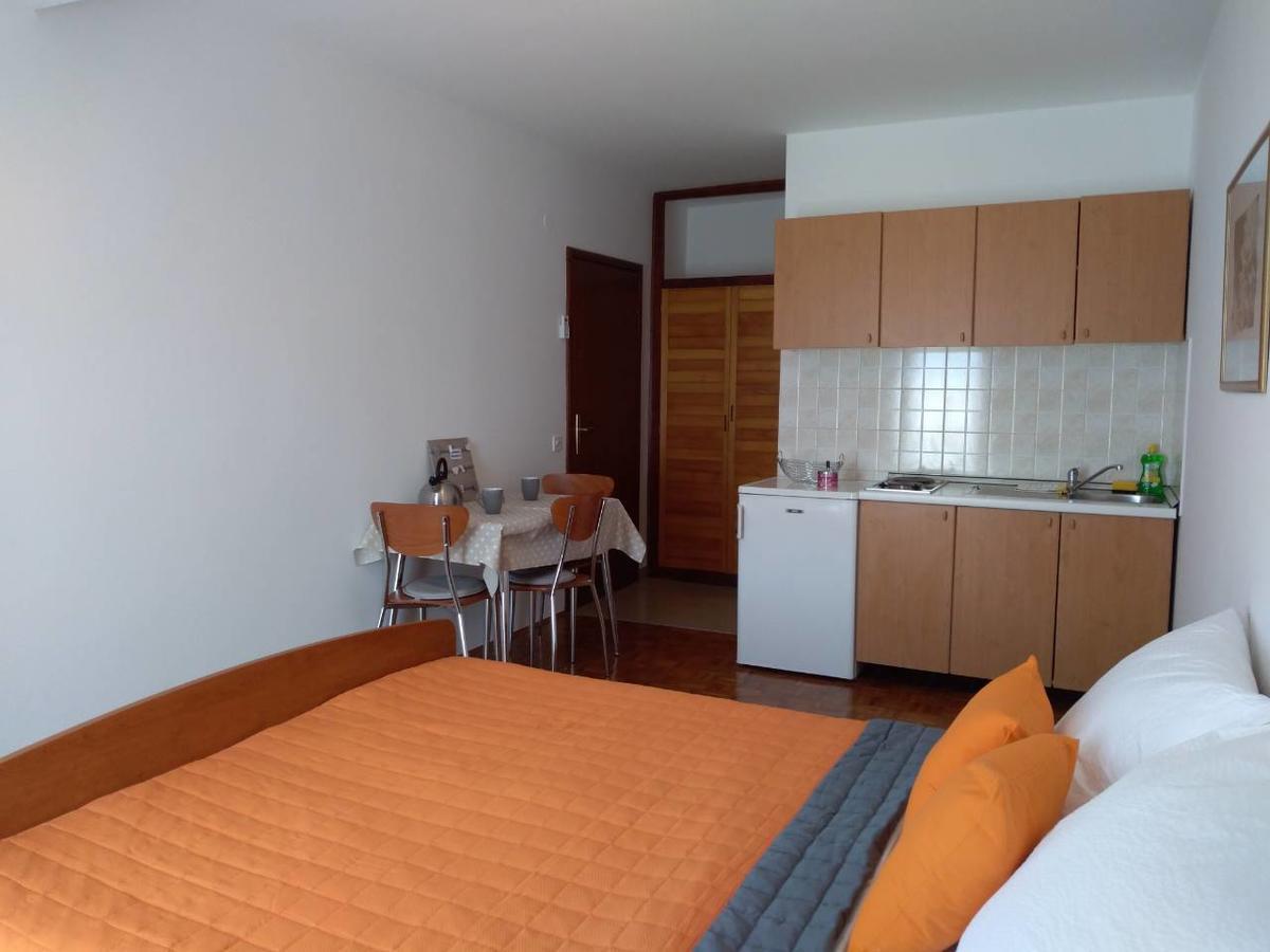 Apartments Davor Biograd Na Moru Exterior foto